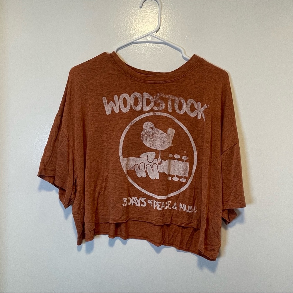 WST CST Rust Orange graphic shirt women’s‎ size XS